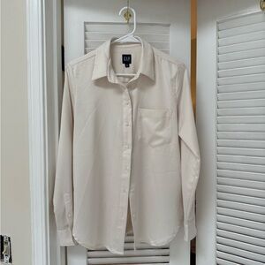 GAP Women’s Cream Satin Shirt